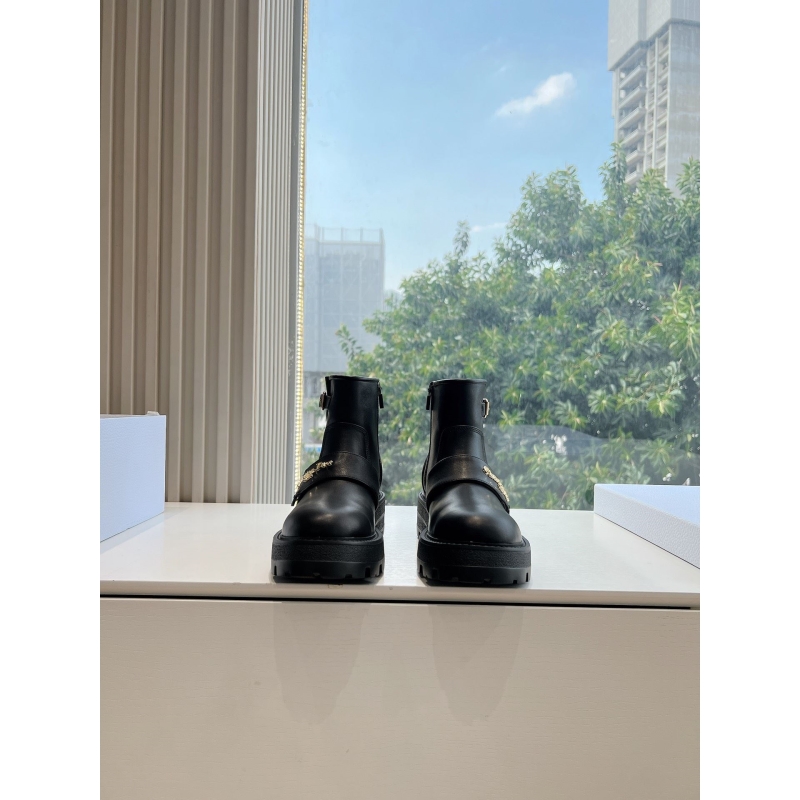 ch**an D*or boots